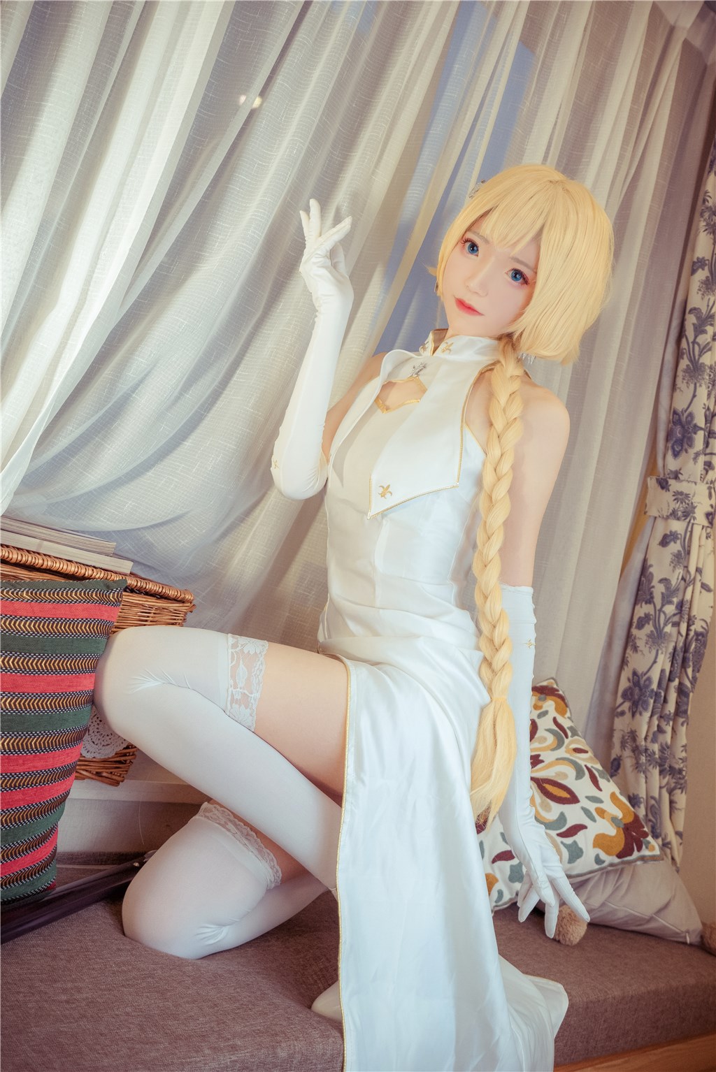 【麻豆app官网版】情感低吟直击速递：记录后台录音中那句低语“请不要走”的秘密如何在夜幕中激起全网网友对禁忌恋情的狂热